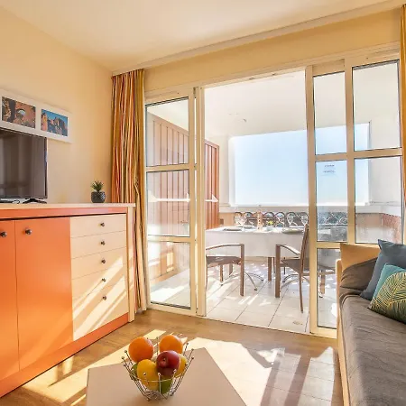 Apartamento L'esquinade - H4 233 By Interhome Saint-Raphaël