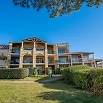 Appartement L'esquinade - H4 233 By Interhome Saint-Raphaël