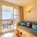 Appartement L'esquinade - H4 233 By Interhome *