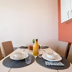L'esquinade - H4 233 By Interhome *