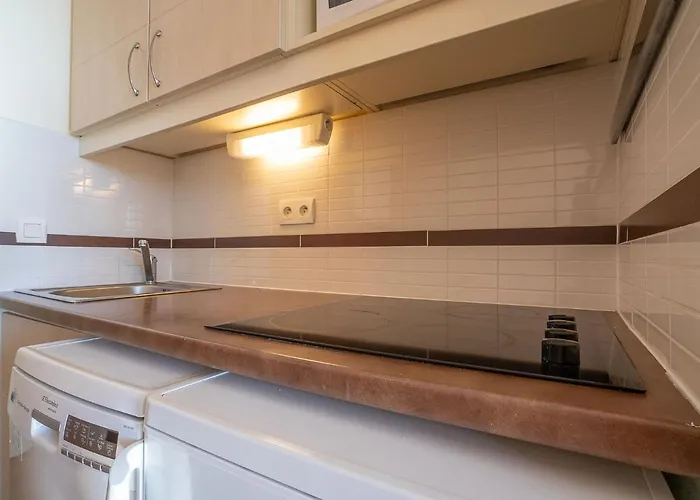 L'esquinade - H4 233 By Interhome * Saint-Raphaël