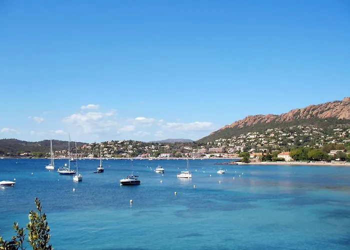 L'esquinade - H4 233 By Interhome