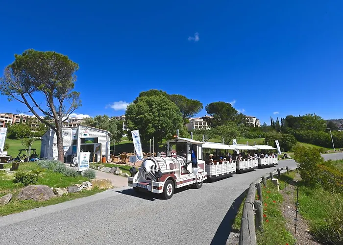 L'esquinade - H4 233 By Interhome * Saint-Raphaël